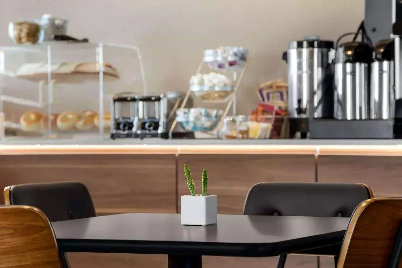 هتل Travelodge By Wyndham Lake Havasu