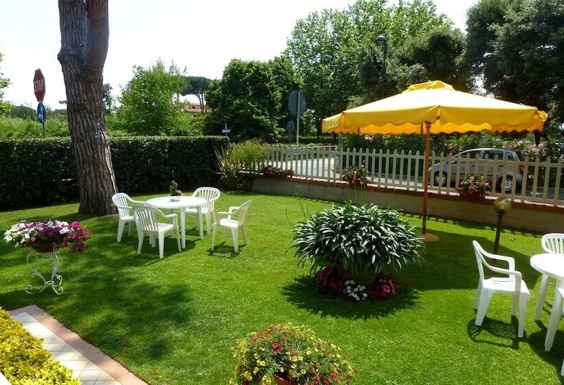 בית מלון כפרי Versilia