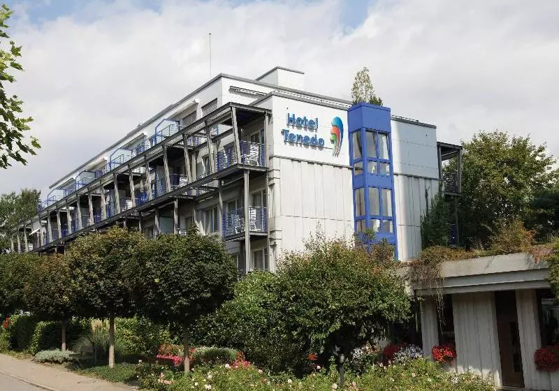 Отель Wellness  Tenedo  Thermalquellen Resort Bad Zurzach