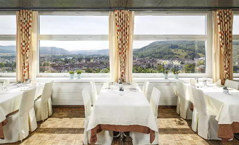 Отель Wellness  Tenedo  Thermalquellen Resort Bad Zurzach