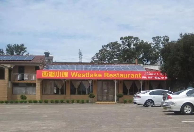 Alexander The Great Motel