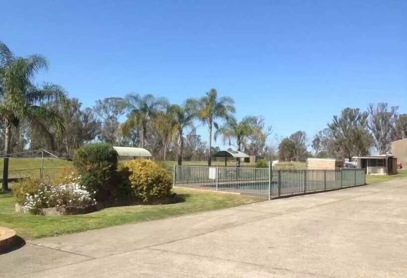 Alexander The Great Motel