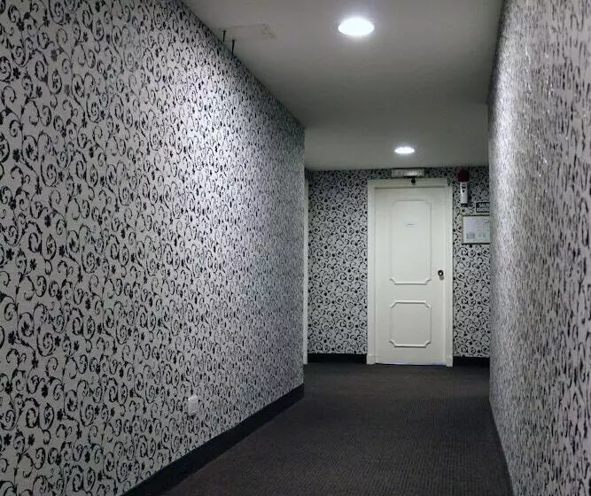 Centuria Hotel Buenos Aires