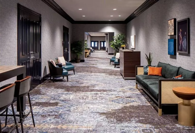 Отель Hyatt Centric French Quarter