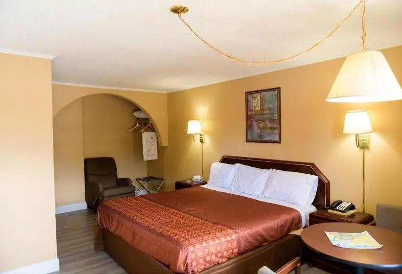 فندق Kings Inn Hot Springs