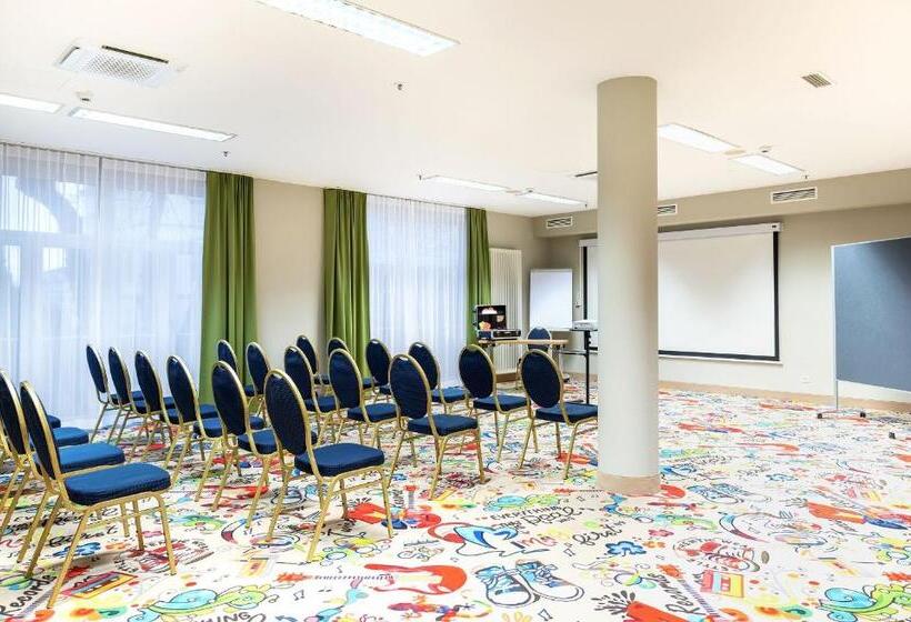 Mightytwice Hotel Dresden