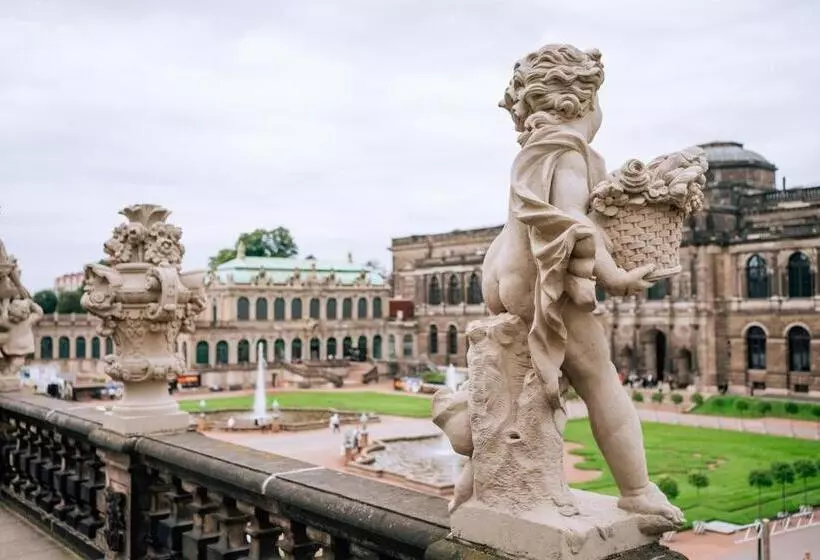 Mightytwice Hotel Dresden