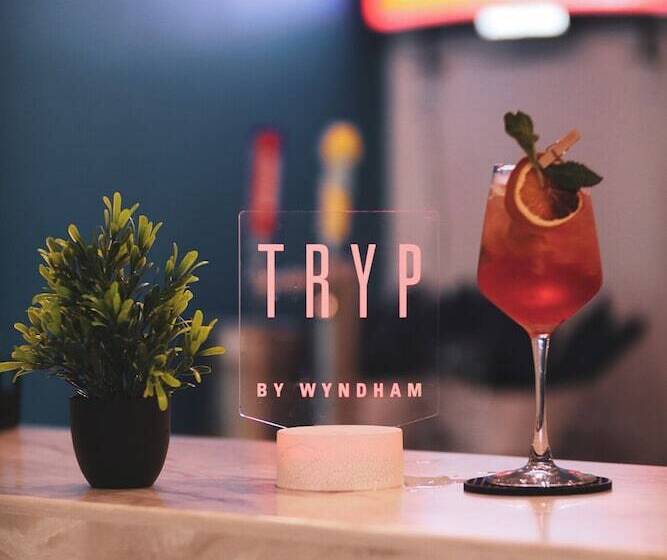 هتل Tryp by Wyndham Aruba - Adults Only