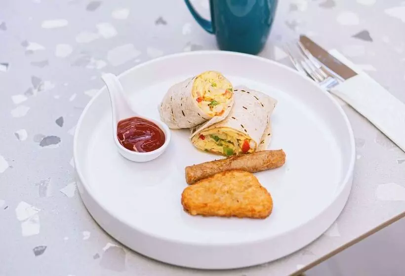 هتل Tryp by Wyndham Aruba - Adults Only