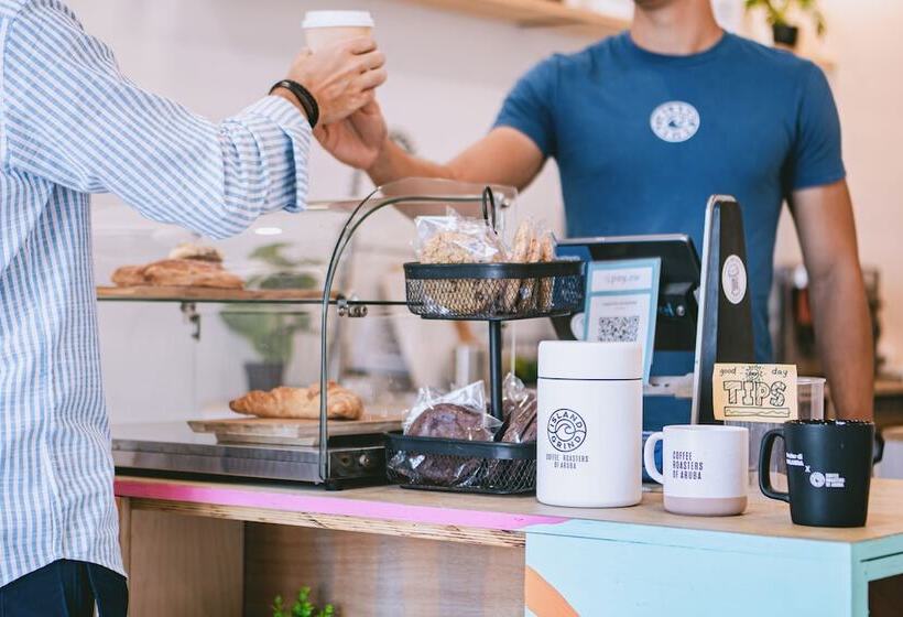 هتل Tryp by Wyndham Aruba - Adults Only