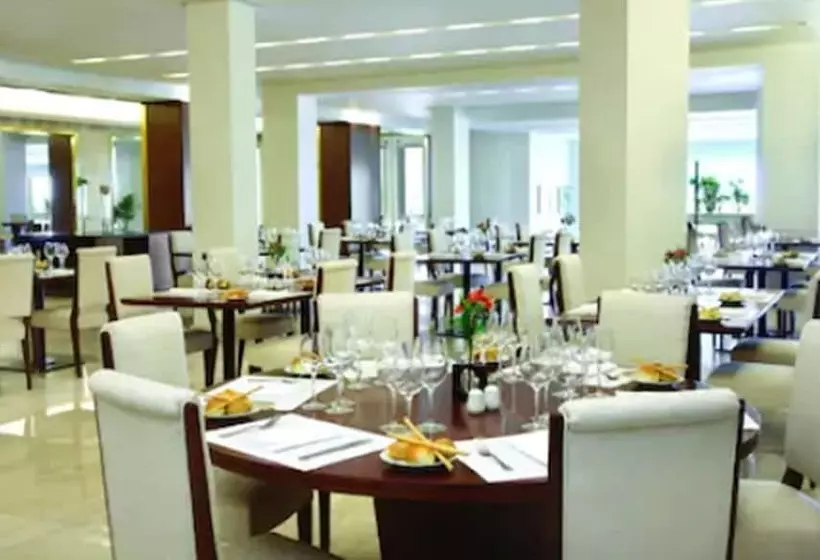 NH Gran Hotel Provincial