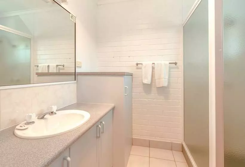 Seasonal South Motel & Function Centre