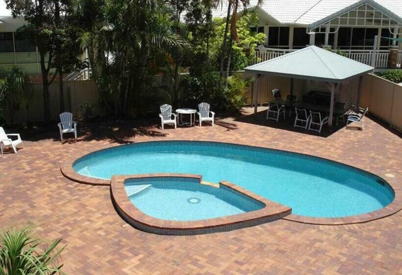 Southport Motel & Apartments