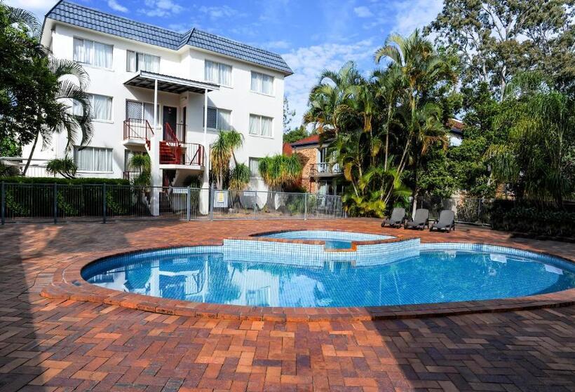 Southport Motel & Apartments