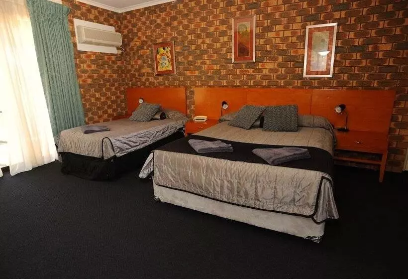 Horsham Mid City Court Motel