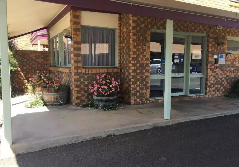 Horsham Mid City Court Motel