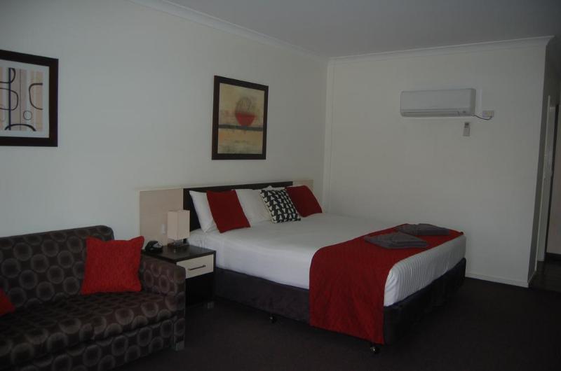 Horsham Mid City Court Motel