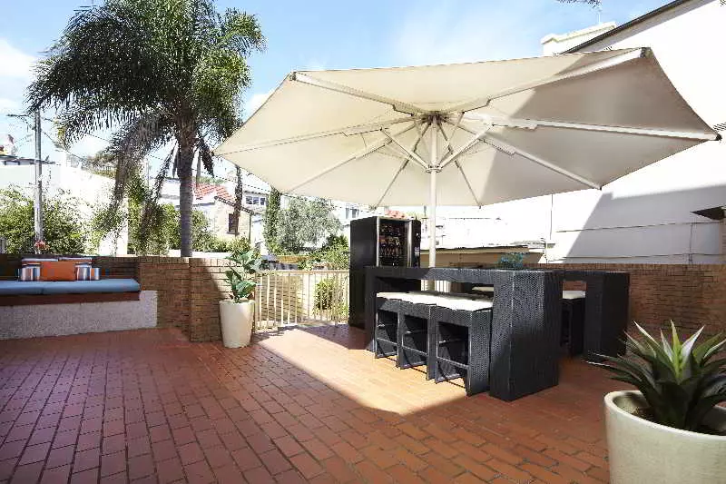 فندق Central Railway