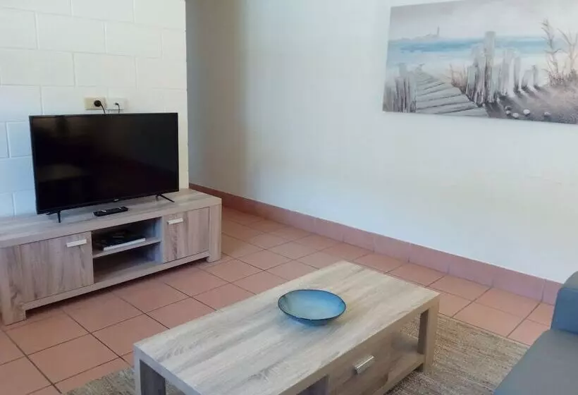 호텔 Lake Central Cairns