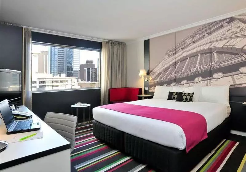 酒店 Mercure Melbourne Treasury Gardens