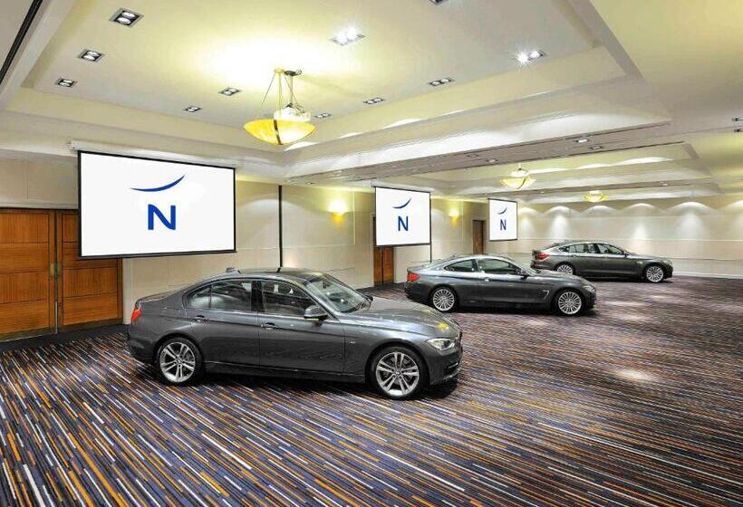 Novotel Melbourne Glen Waverley