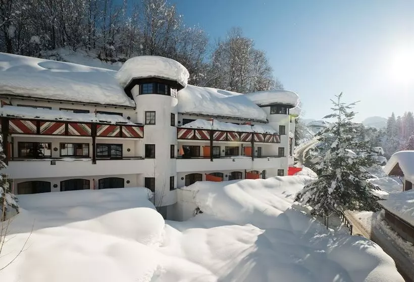 Family Hotel Schloss Rosenegg