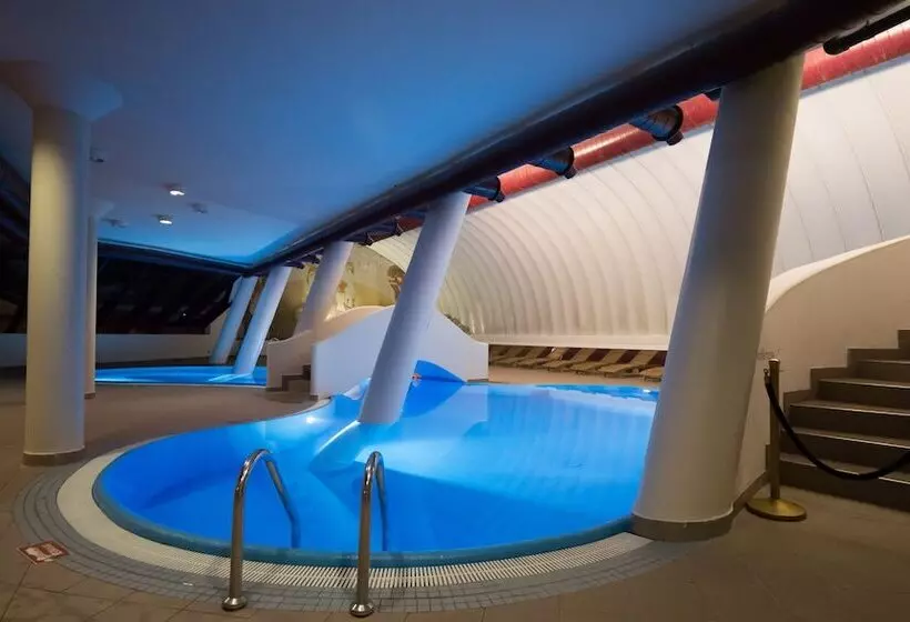 Family Hotel Schloss Rosenegg