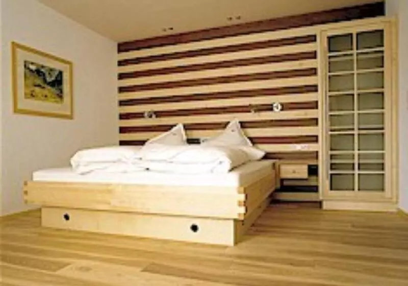 Отель Goldener Adler   Im Sommer Silvretta Card Premium Inkludiert