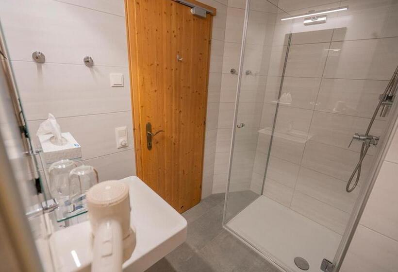 酒店 Theater Und Feriendorf Königsleitn Gmbh