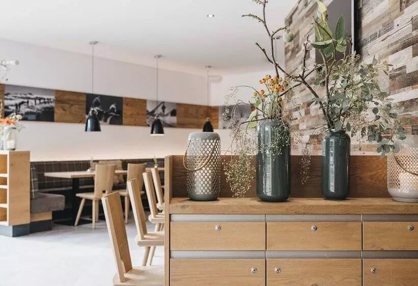 Отель Vaya Zell Am See