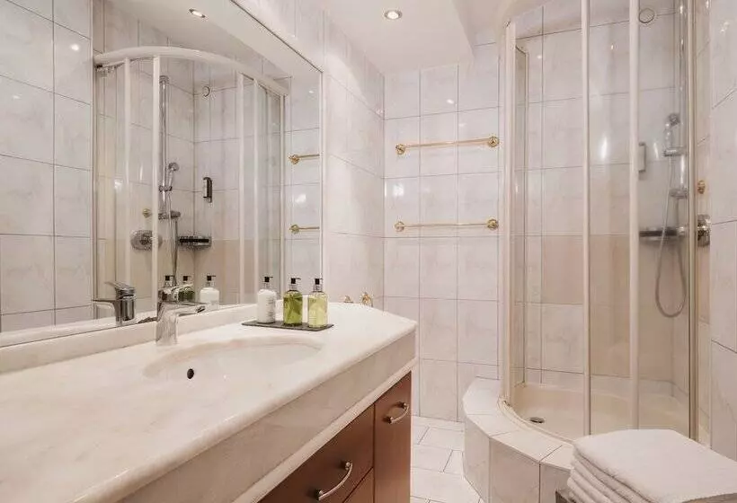 Отель Vaya Zell Am See