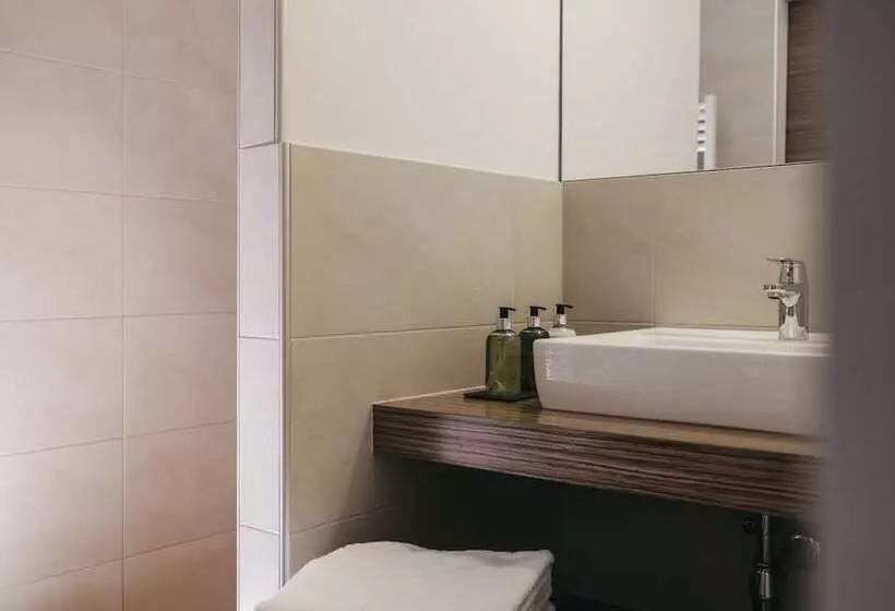 Отель Vaya Zell Am See