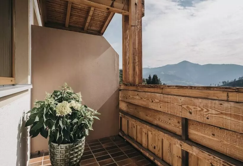 Отель Vaya Zell Am See