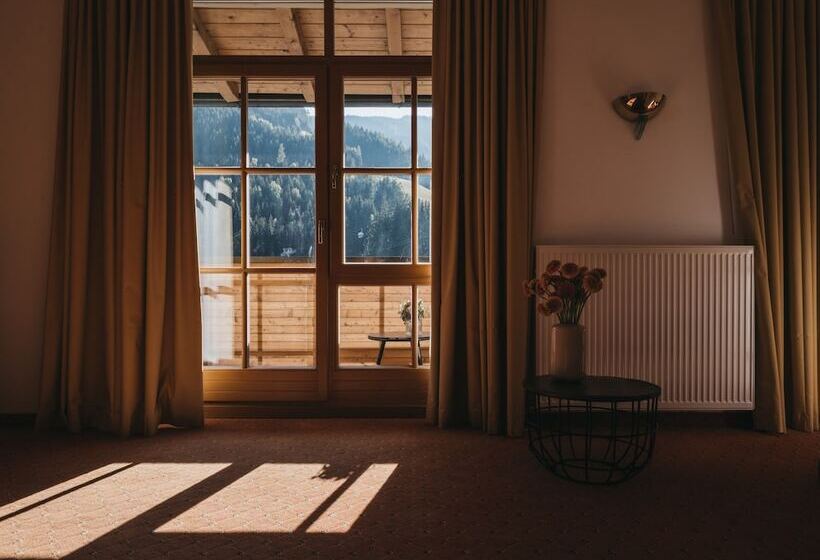 هتل Vaya Zell Am See