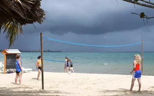 منتجع Green Parrot Belize