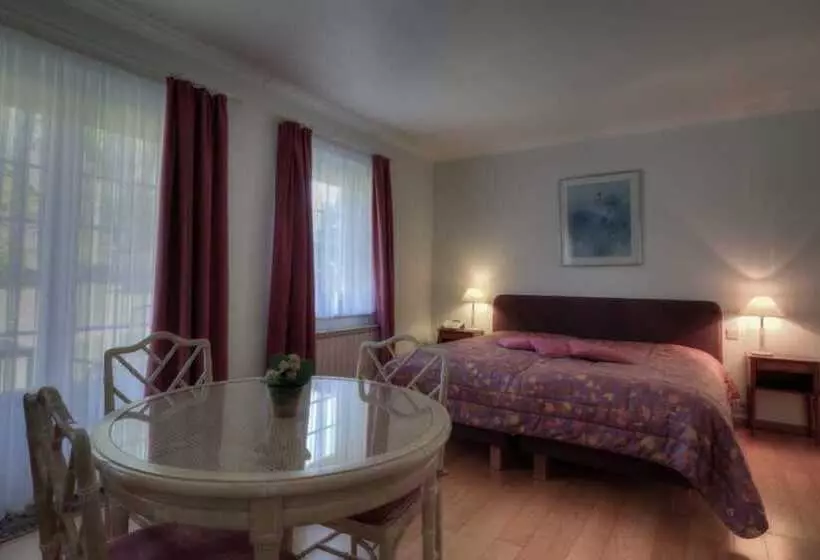 호텔 Hostellerie Le Prieuré De Conques