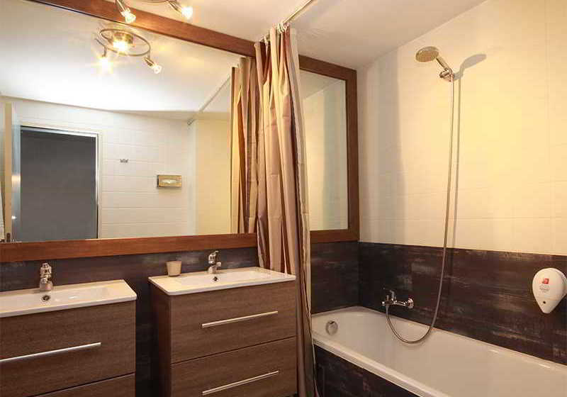 Leonardo Hotel Charleroi City