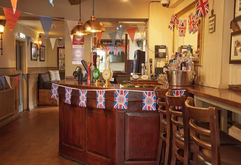 Bell Hotel & Inn By Greene King Inns