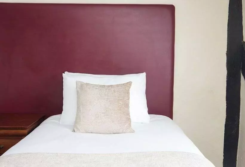 Bell Hotel & Inn By Greene King Inns