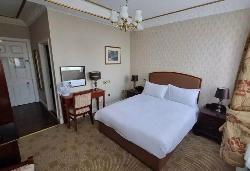 Botleigh Grange Hotel & Spa