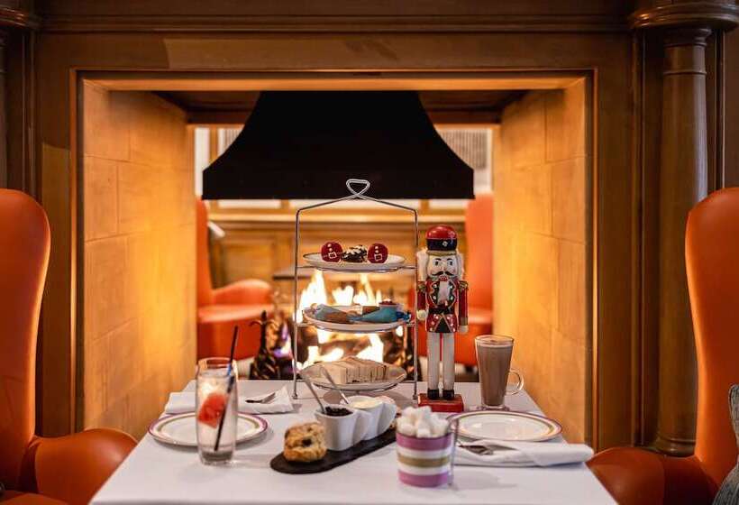 Alexander House Hotel & Utopia Spa