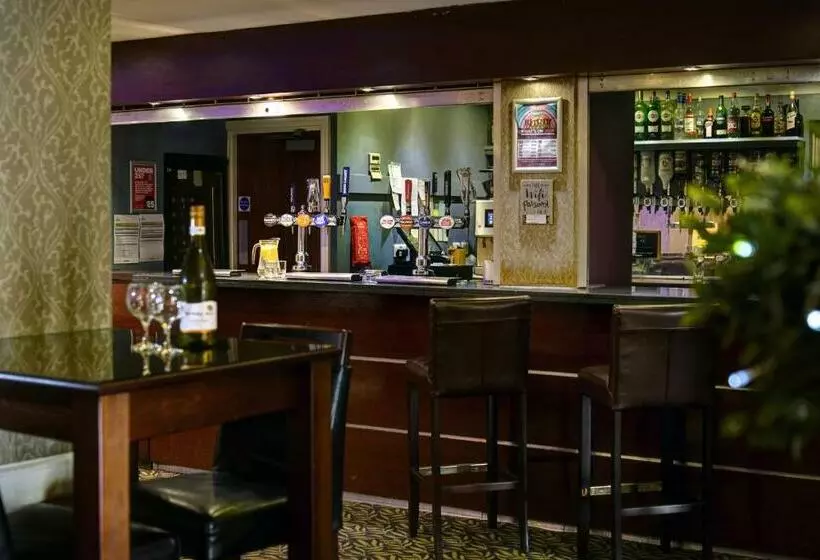 فندق Widnes Halton Everglades Park