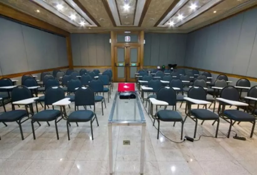 Da Vinci Hotel & Conventions