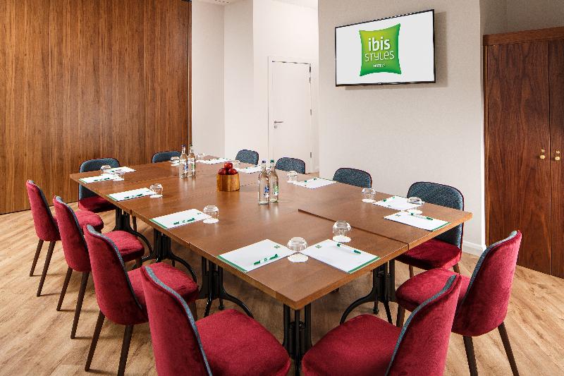 Hotel Ibis Styles London Heathrow East