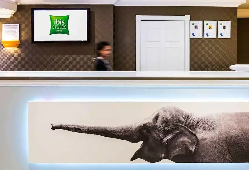 Отель Garner Reading City Centre By Ihg