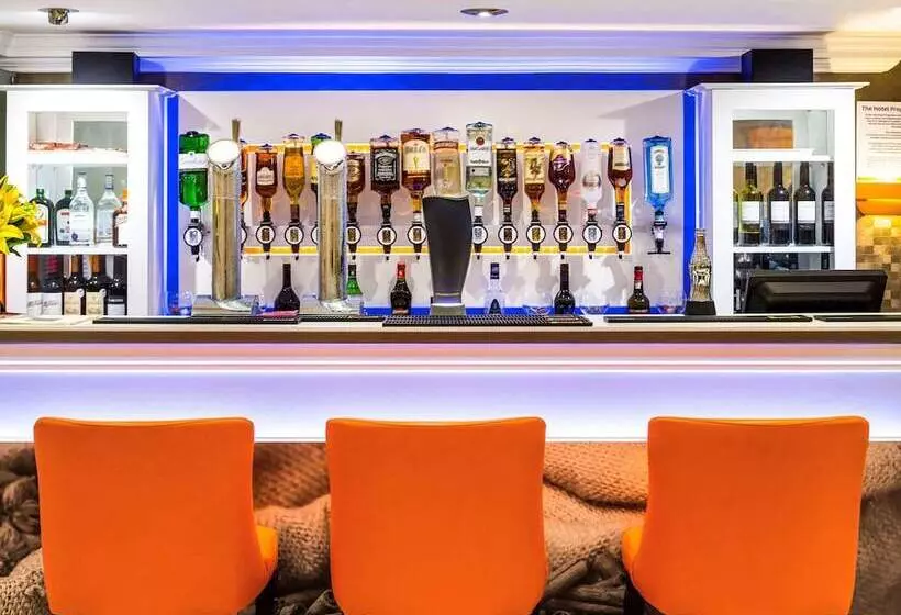 Отель Garner Reading City Centre By Ihg