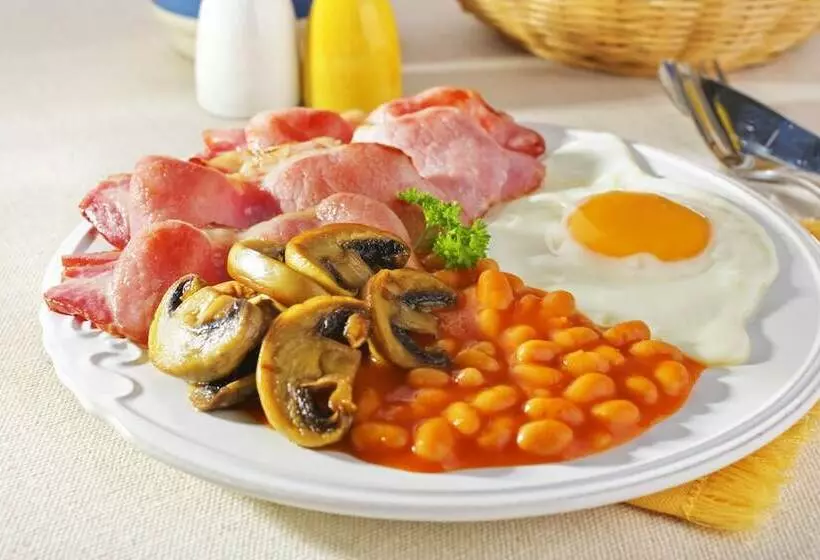 Отель Garner Reading City Centre By Ihg