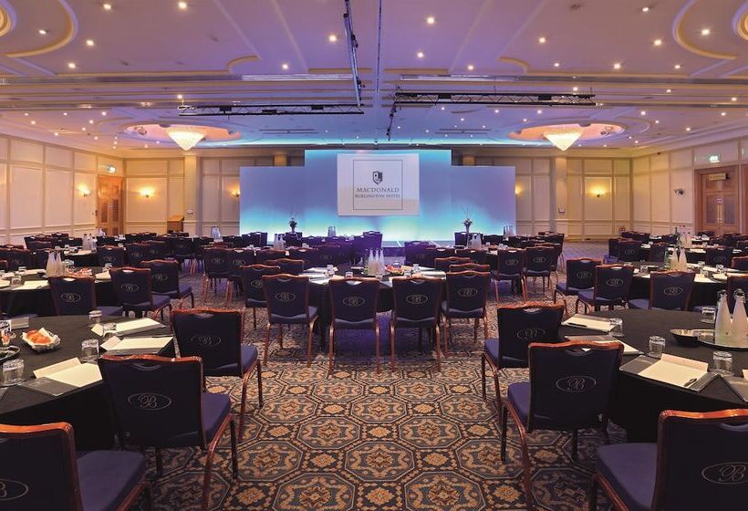 هتل Macdonald Burlington