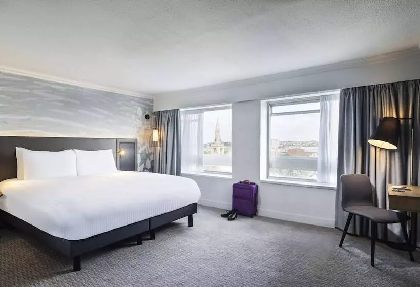 Отель Mercure Bedford Centre