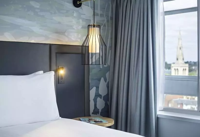 Отель Mercure Bedford Centre